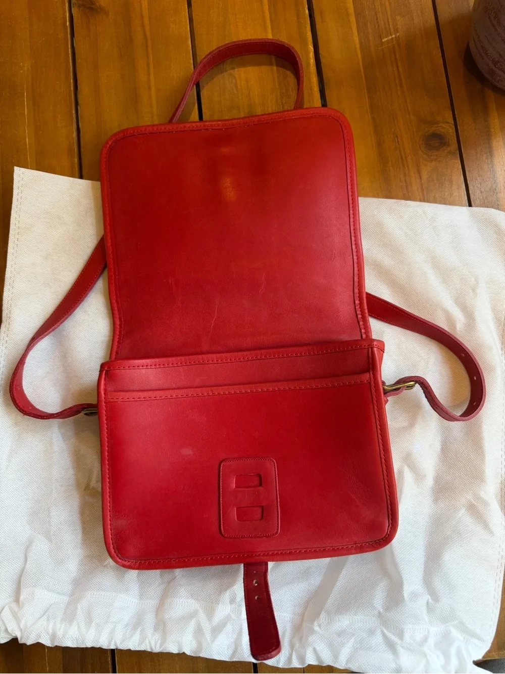 Rare Vintage Coach Red Leather Crossbody Bag with Buckle Strap - Picture 6 of 9